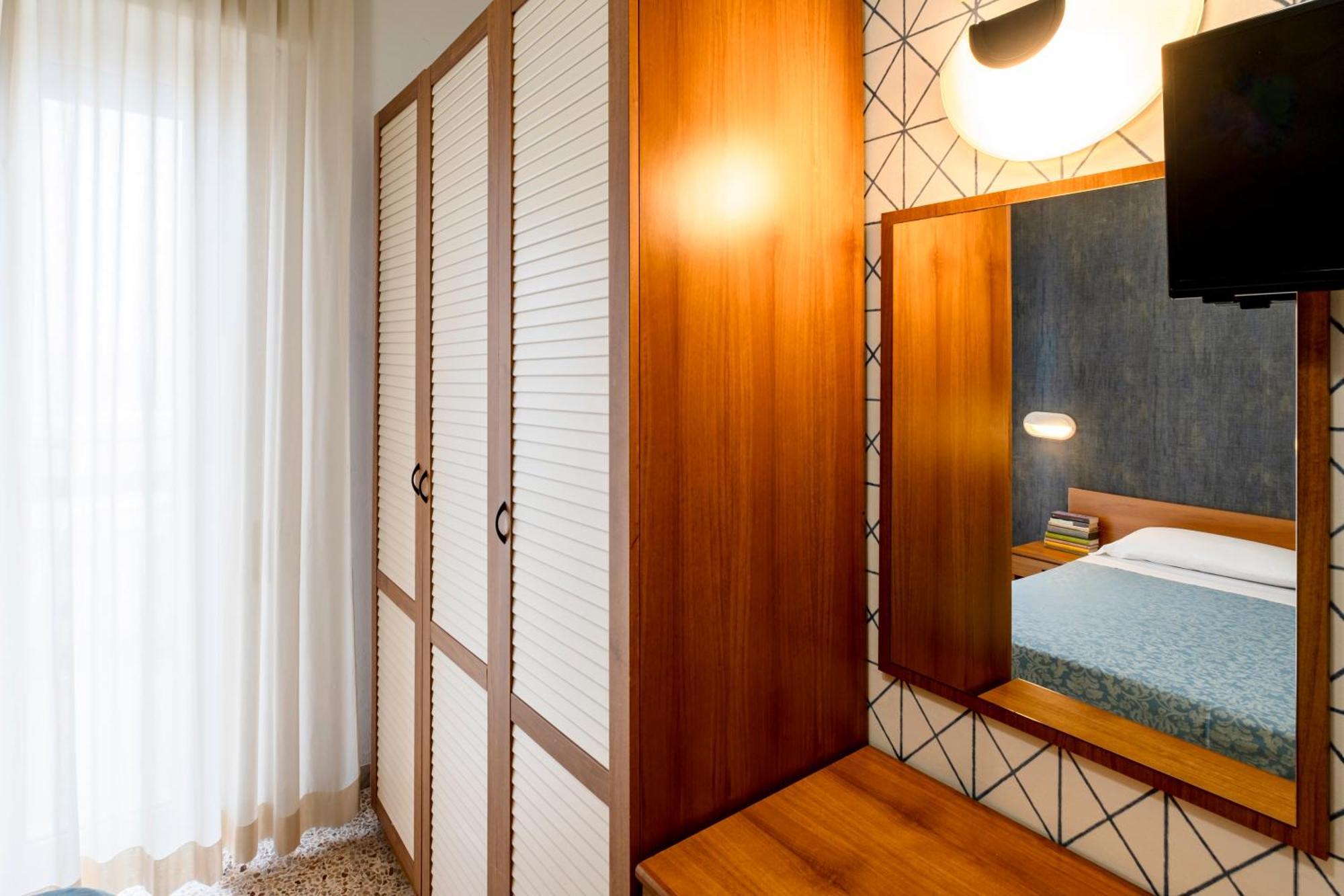 Hotel Atlas Rimini Exterior photo